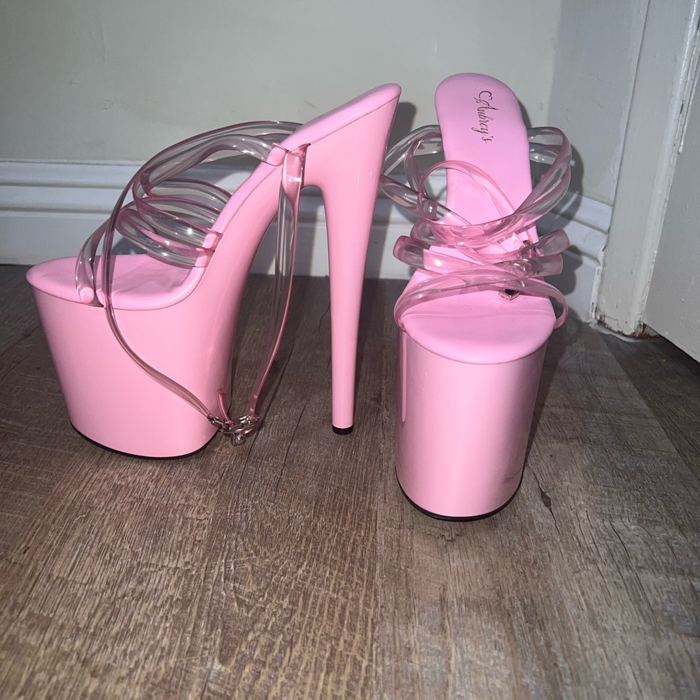 Pleaser 8” pink heels never worn. From Aubrey’s stripper style heels.